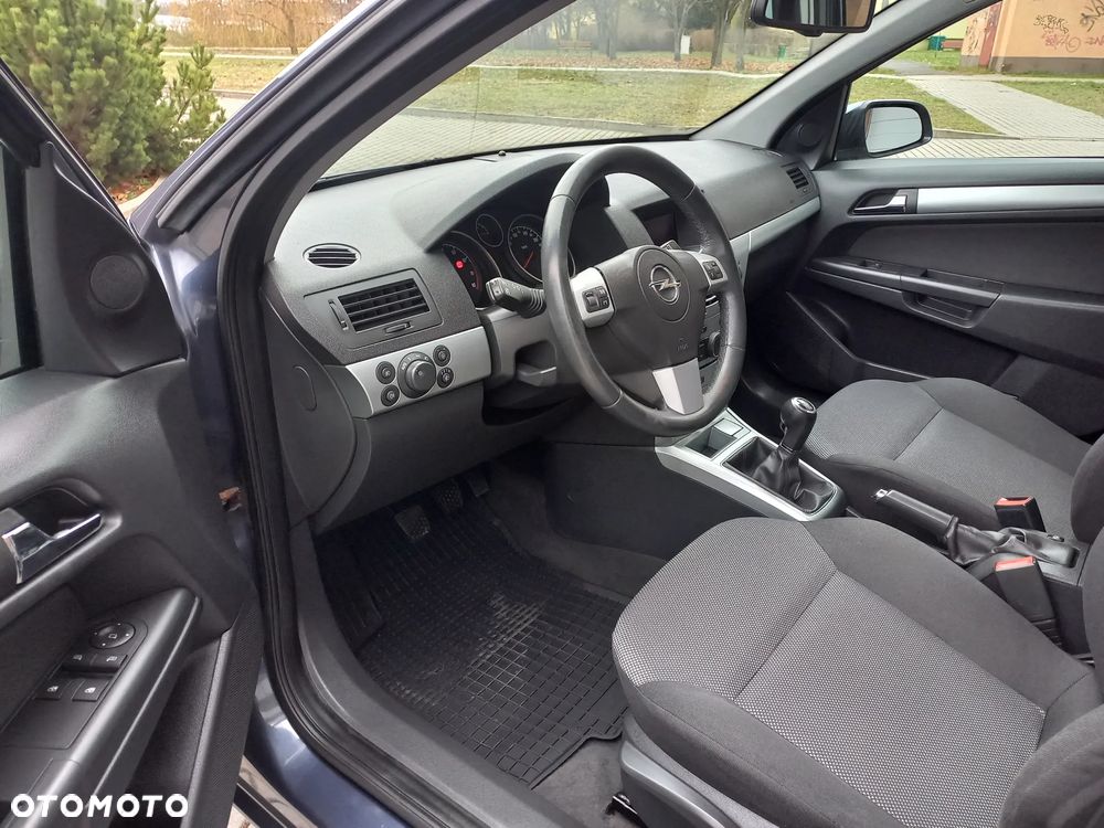 Opel Astra 1.8 Cosmo - 10