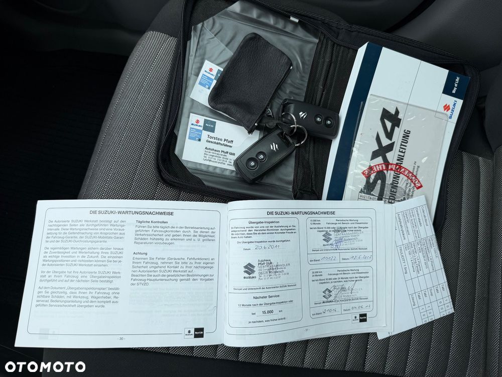 Suzuki SX4 1.6 Premium - 13