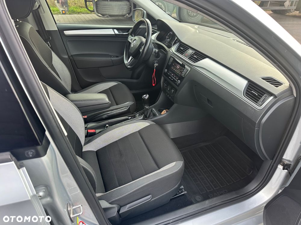 Skoda RAPID Spb 1.0 TSI Drive - 6