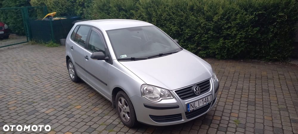 Volkswagen Polo 1.4 16V Trendline - 2