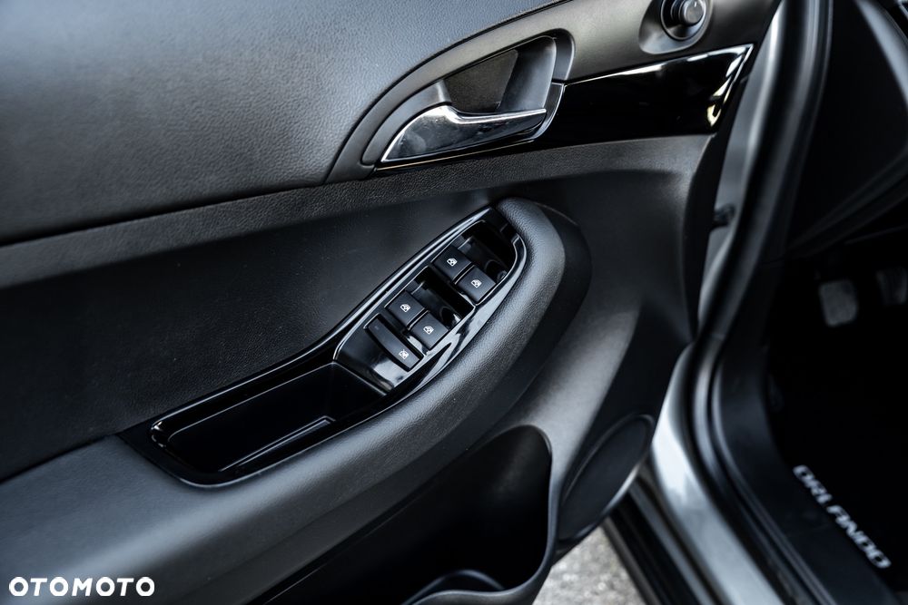 Chevrolet Orlando 1.8 LT - 18