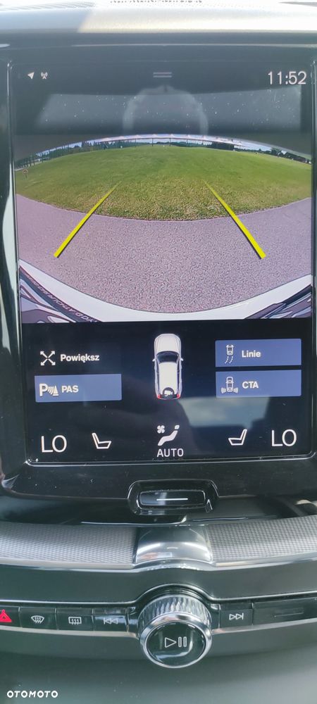 Volvo XC 60 B5 B AWD R-Design - 29