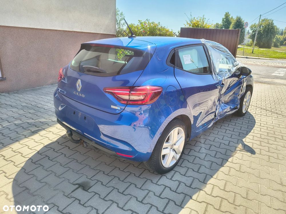 Renault Clio - 7