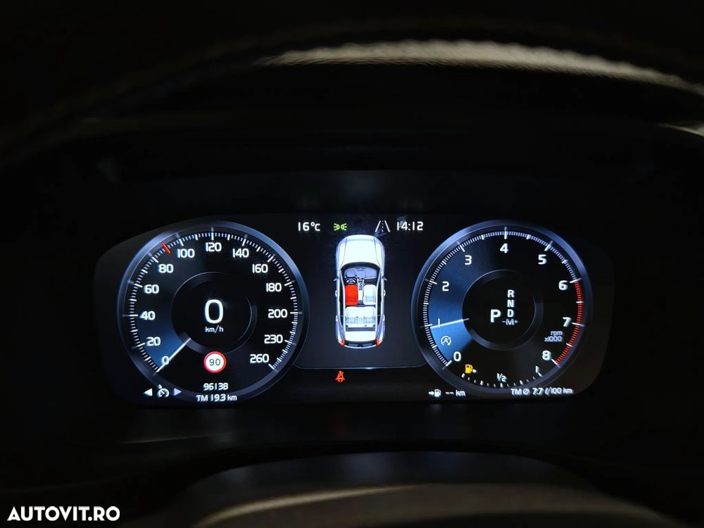 Volvo XC 40 T3 Geartronic RDesign - 21