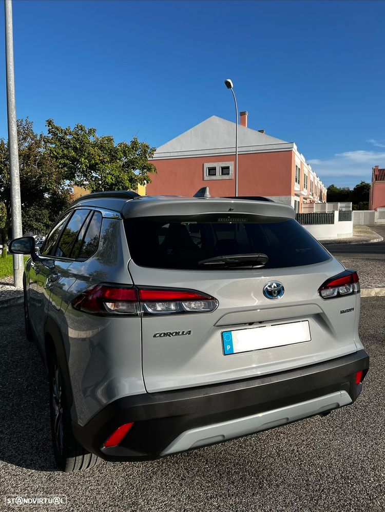 Toyota Corolla Cross 2.0 Hybrid Exclusive - 3