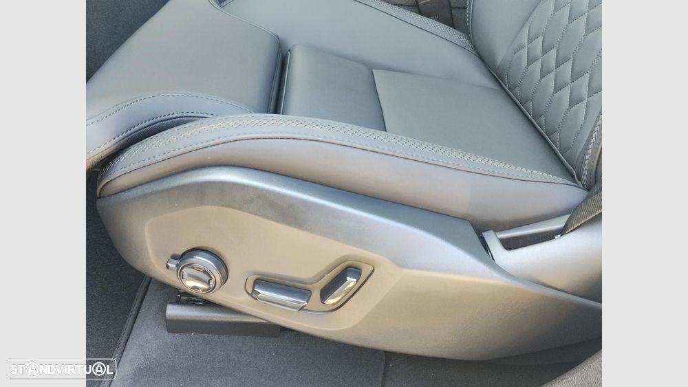 Volvo XC 60 2.0 T6 PHEV Plus Bright AWD - 23