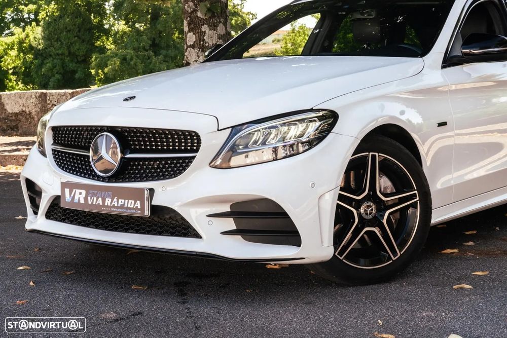 Mercedes-Benz C 300 de AMG Line - 32