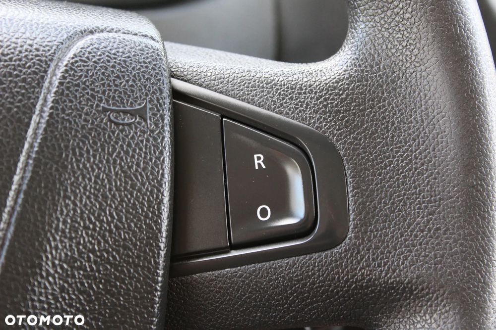 Nissan NV400 - 28