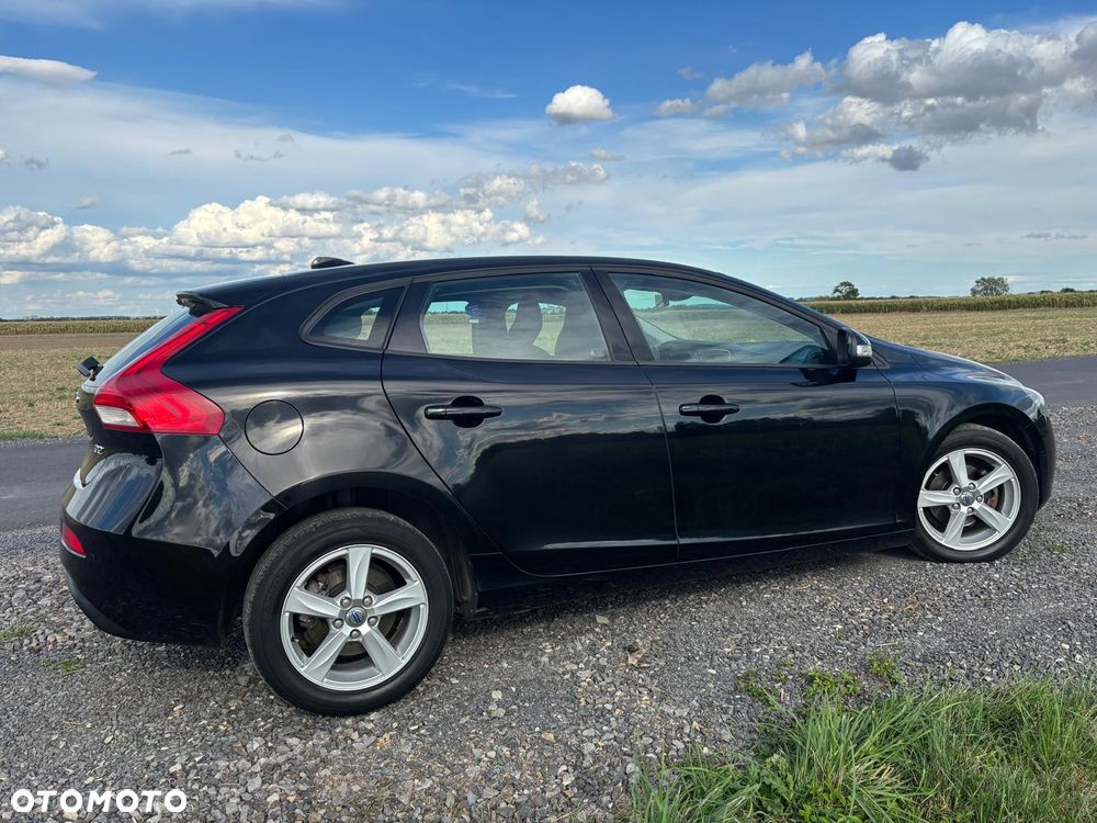 Volvo V40 D2 Momentum - 11