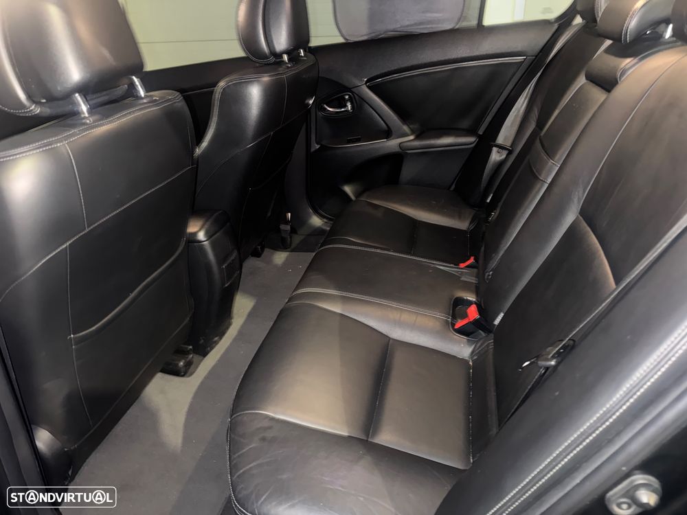 Toyota Avensis - 7