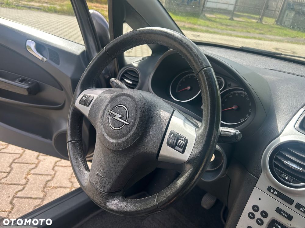 Opel Corsa 1.4 16V Innovation 110 Jahre - 21