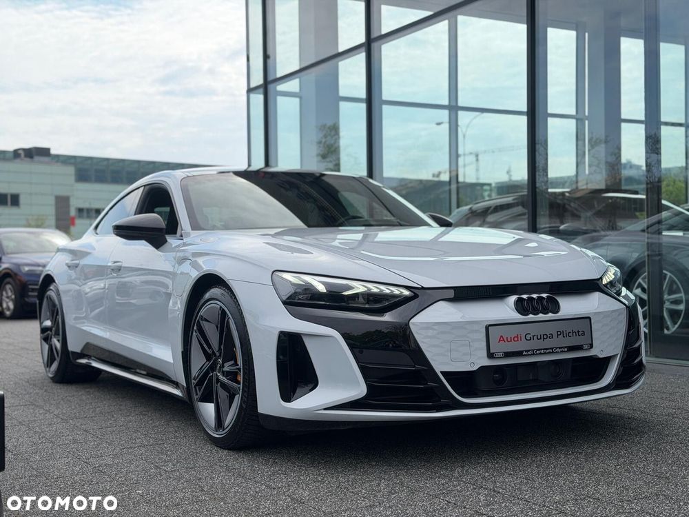 Audi e-tron GT - 12
