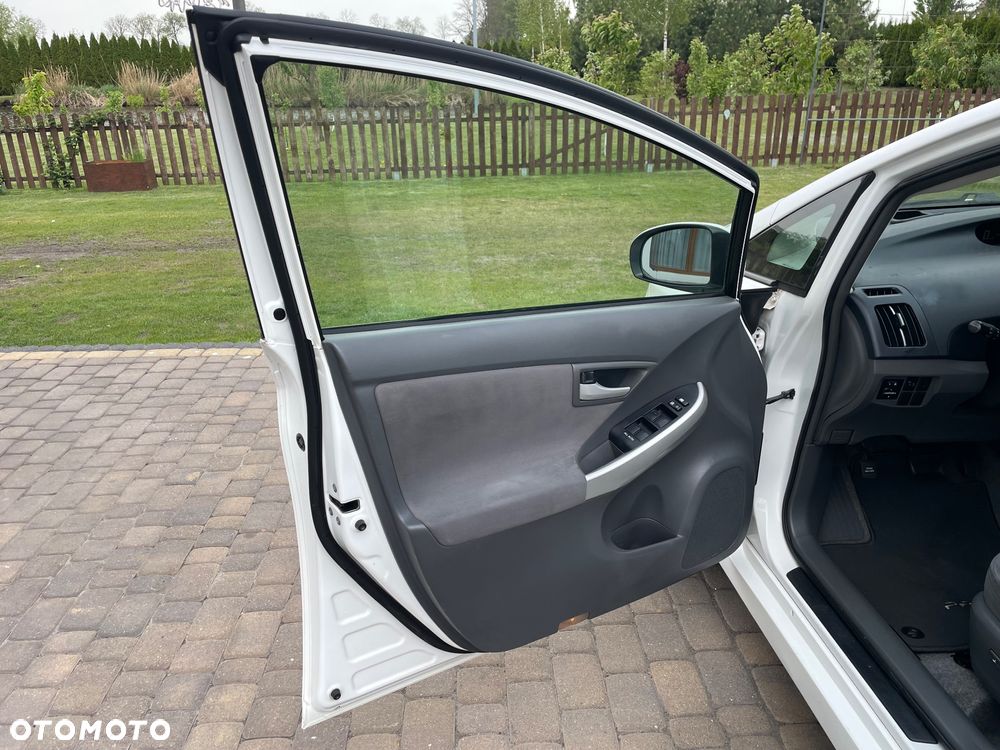 Toyota Prius - 26