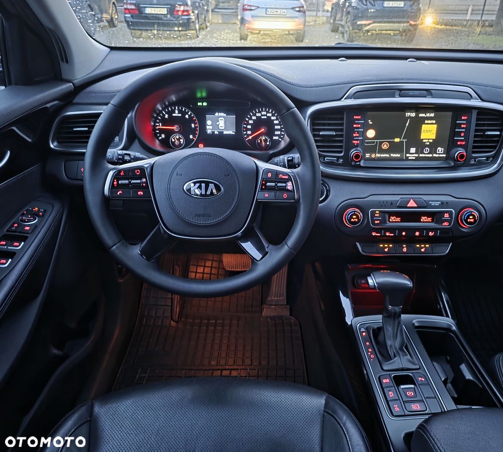 Kia Sorento 2.0 CRDI Business Line Plus - 12