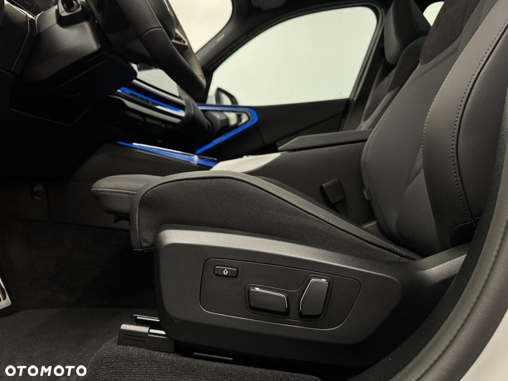 BMW X3 xDrive20d mHEV - 17