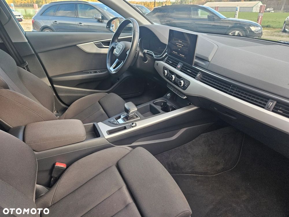 Audi A4 Avant 40 TFSI S tronic S line - 21