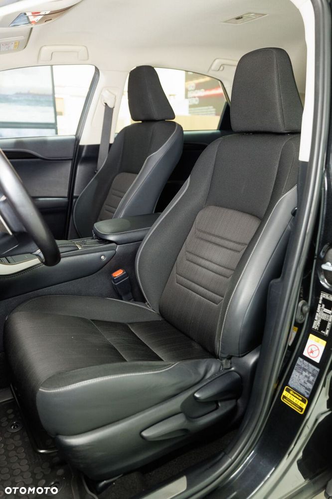 Lexus NX 300h Elegance 2WD - 8