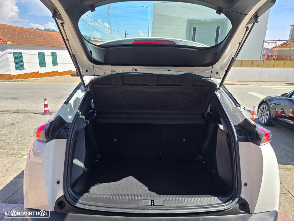 Peugeot 2008 1.2 PureTech Active Pack - 7