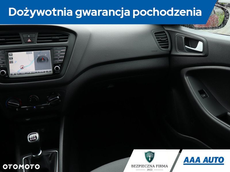 Hyundai i20 - 10
