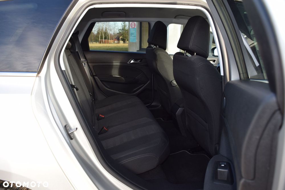 Peugeot 308 BlueHDi FAP 150 Stop & Start Allure - 24