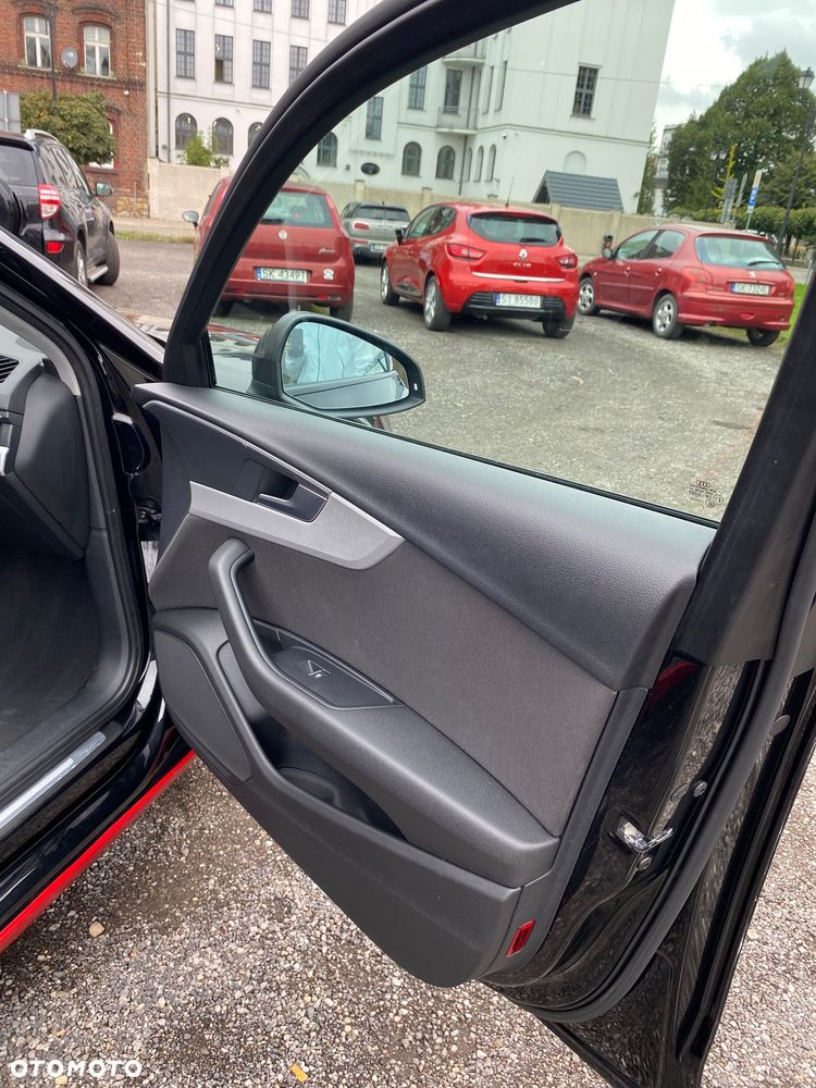 Audi A4 Avant 2.0 TDI S tronic - 15