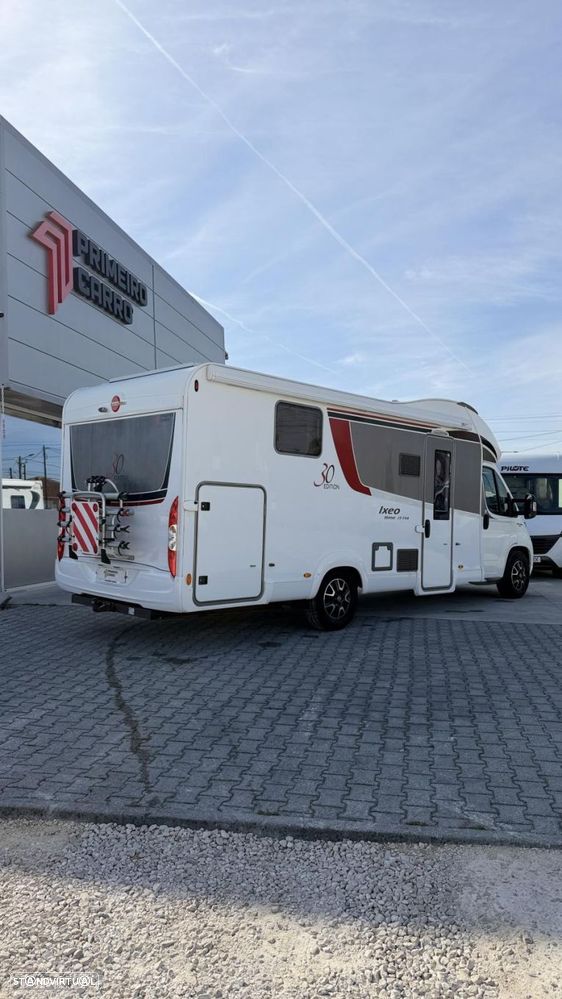 Burstner Ixeo IT 734 30 Anos c.central e basculante - 49