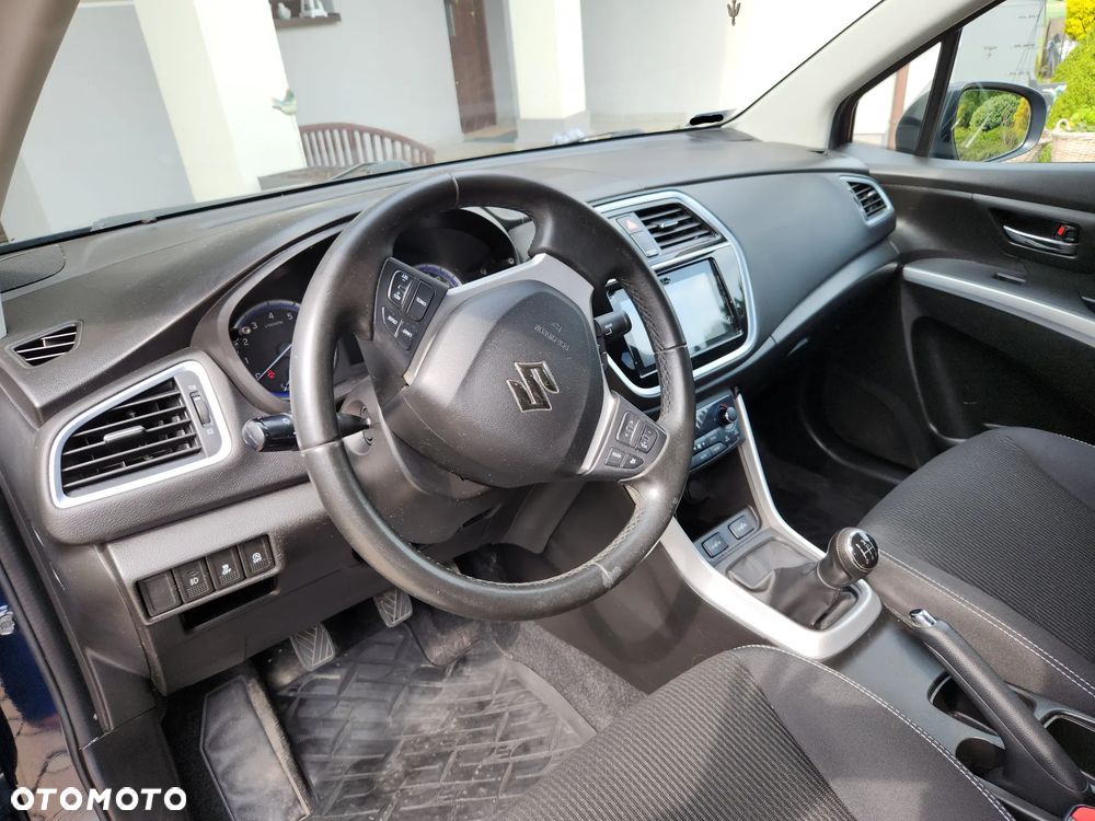 Suzuki S-Cross - 6