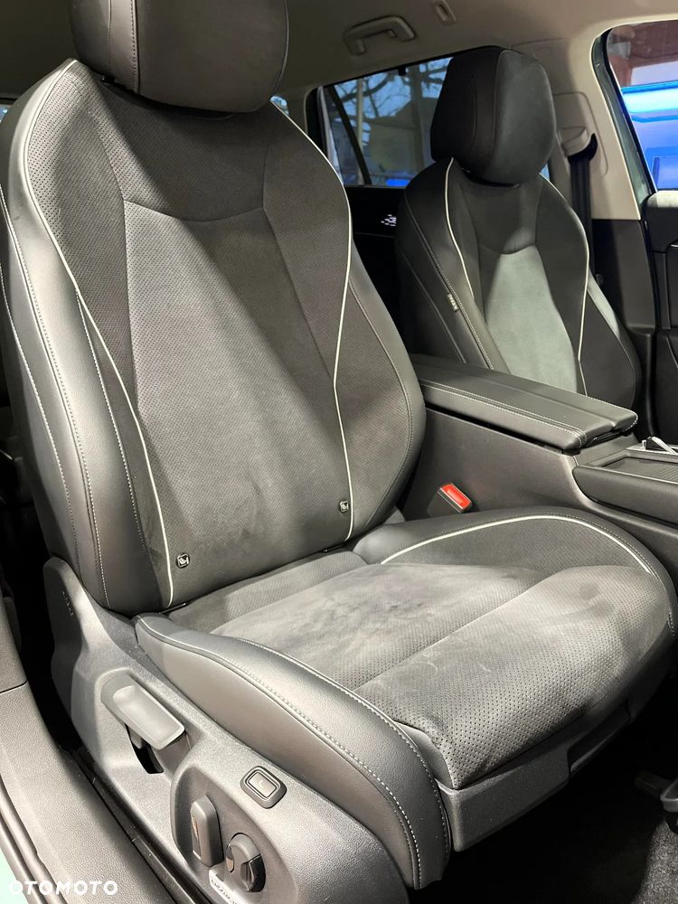 Volkswagen Passat - 37