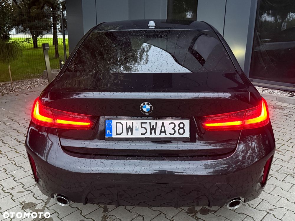 BMW Seria 3 320d xDrive mHEV M Sport sport - 16