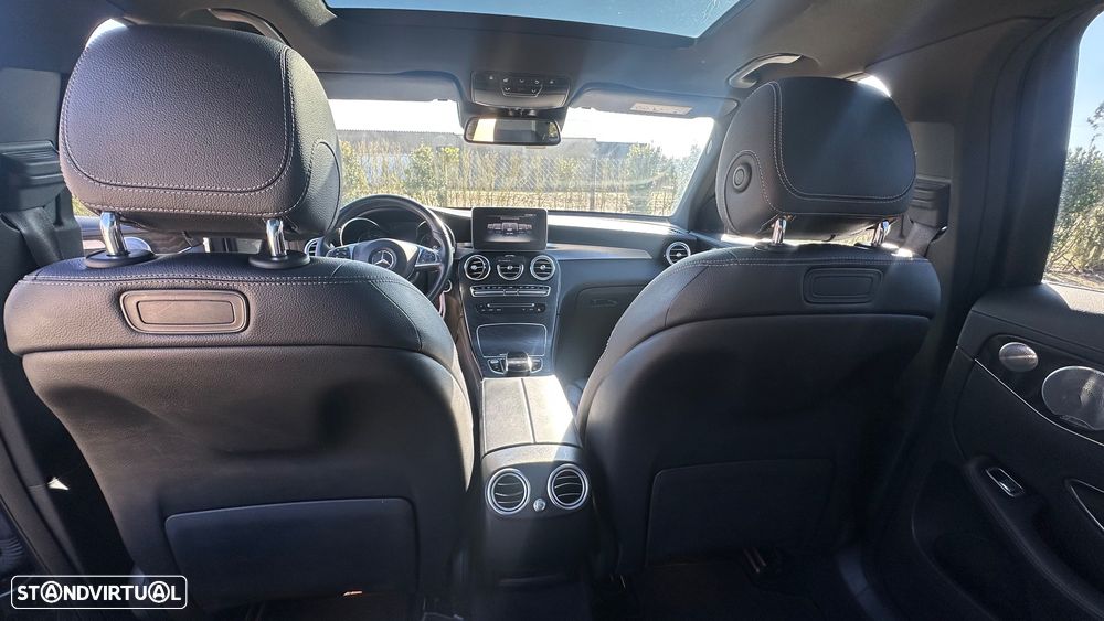 Mercedes-Benz GLC 220 d 4Matic 9G-TRONIC AMG Line - 23