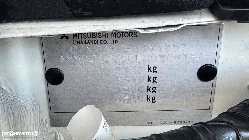 Mitsubishi L-200 Cabine dupla 2WD - 28