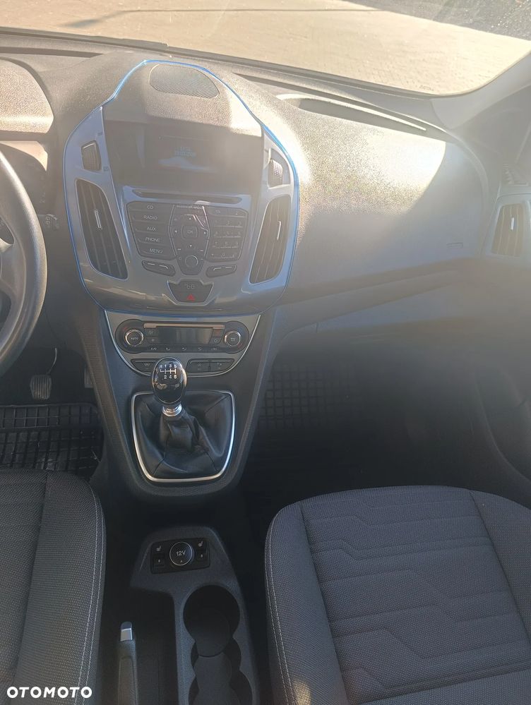 Ford Tourneo Connect 1.0 EcoBoost Titanium - 12