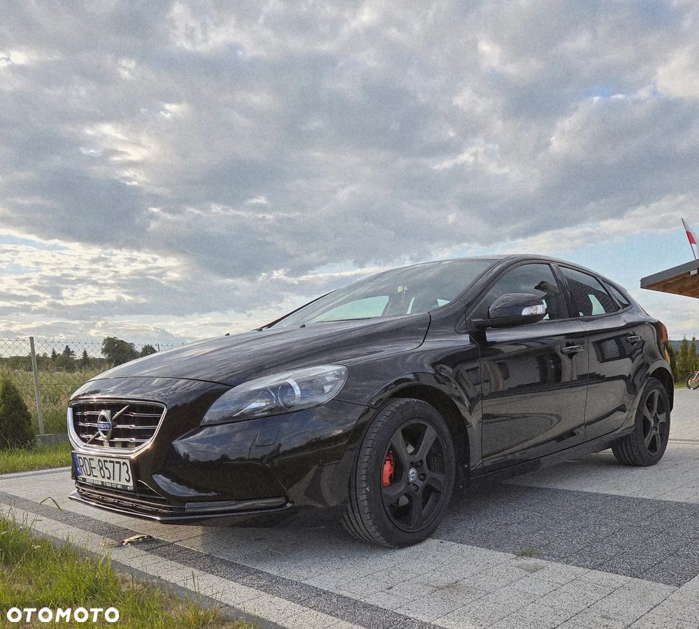 Volvo V40 D2 Momentum - 3