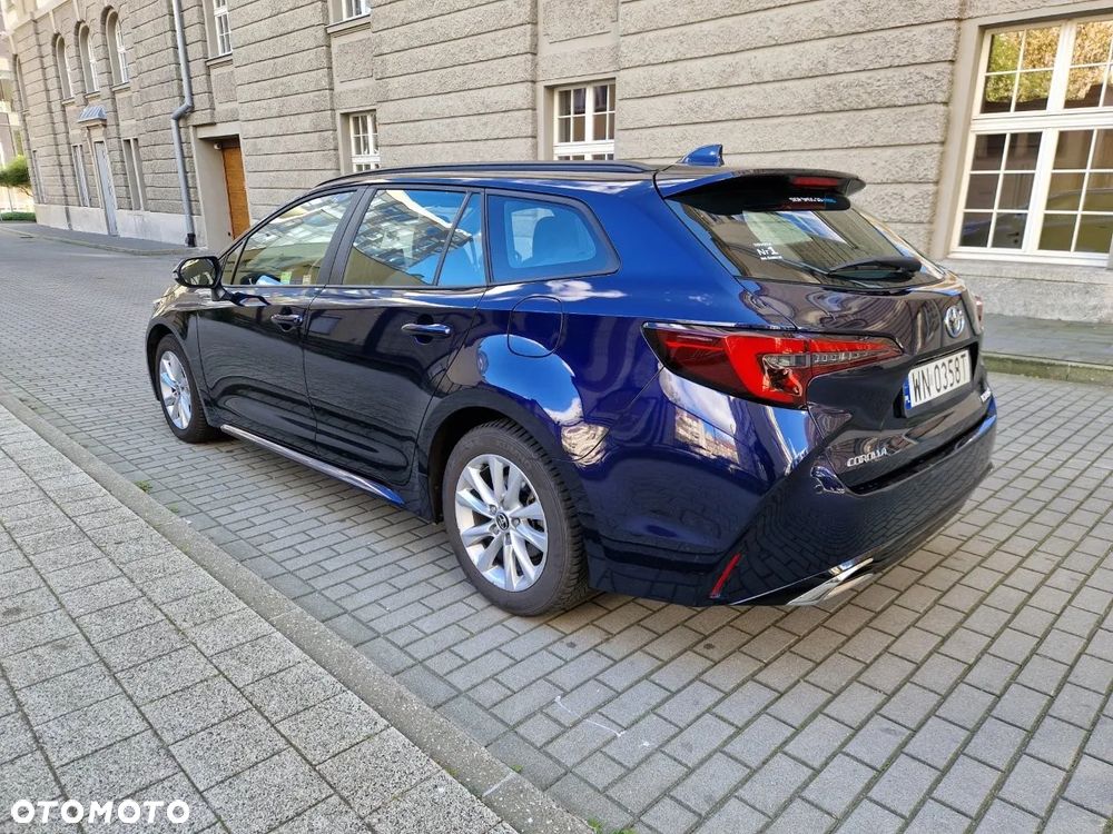 Toyota Corolla 1.8 Hybrid Comfort - 3