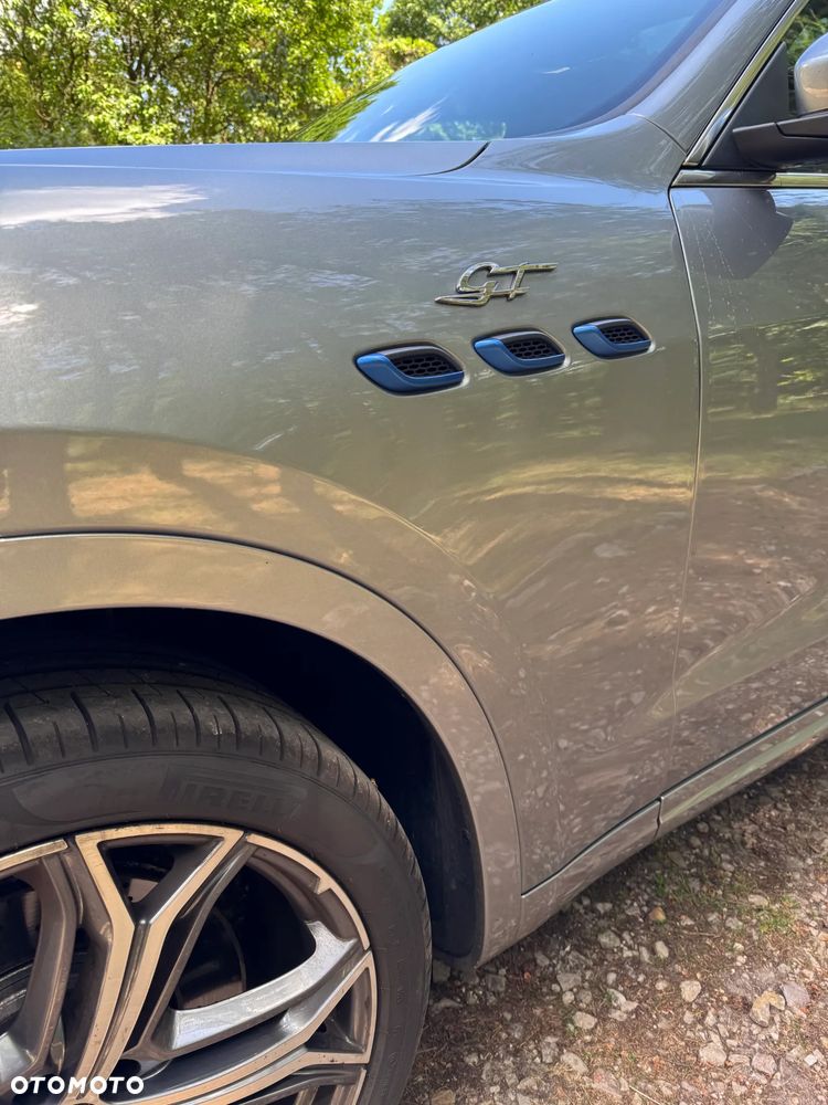Maserati Levante GT Hybrid - 4