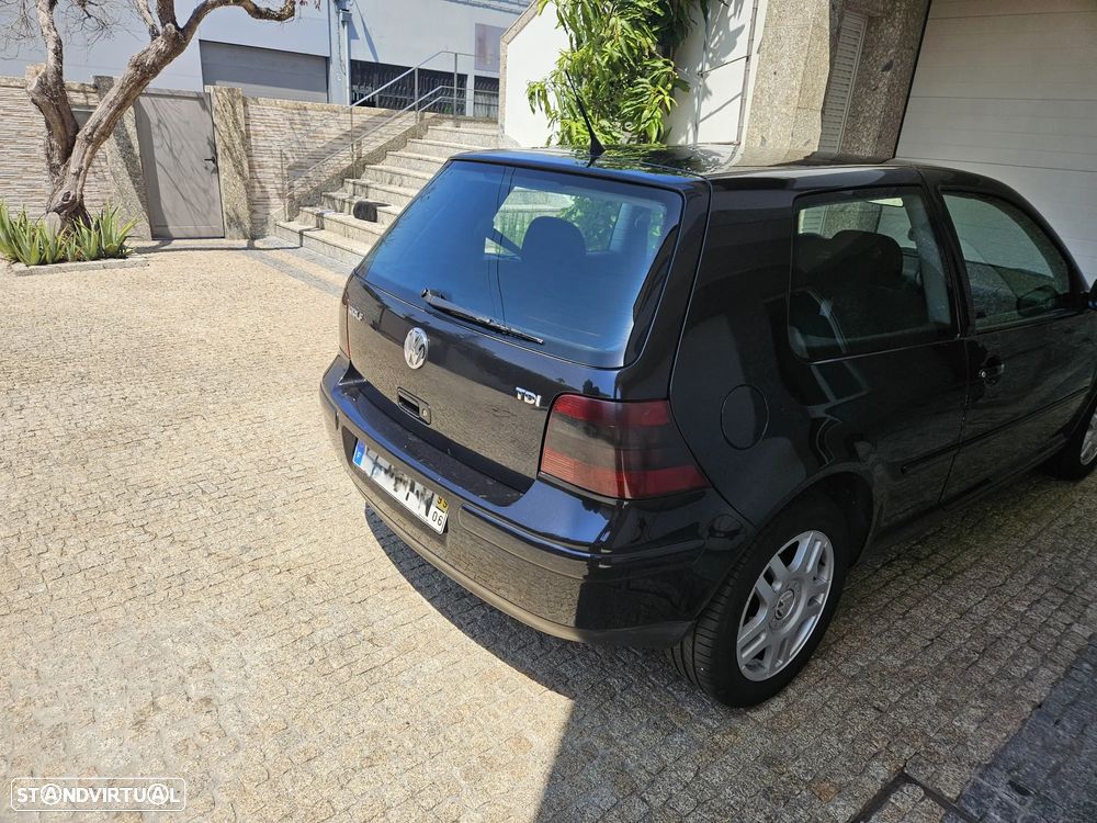 VW Golf 1.9 TDi Highline - 2