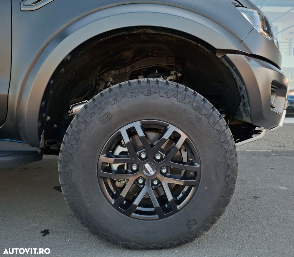 Ford Raptor - 22