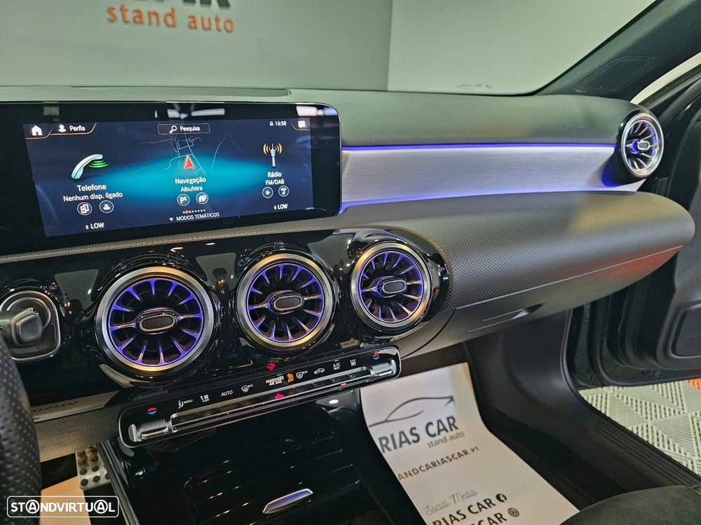 Mercedes-Benz A 250 - 21