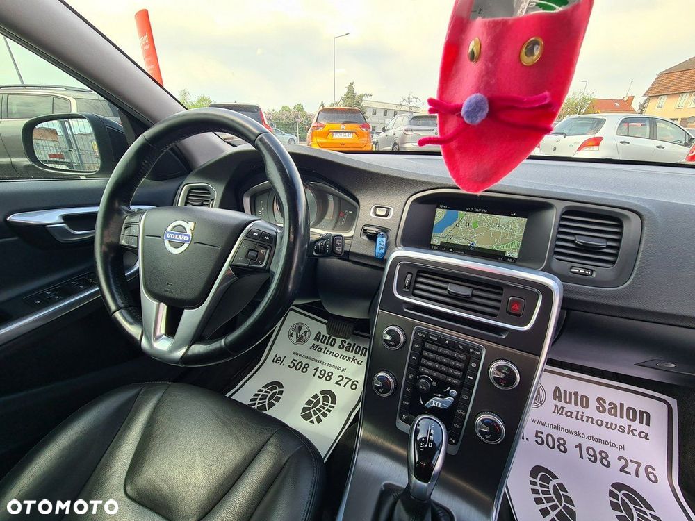 Volvo V60 T5 Drive-E Momentum - 22