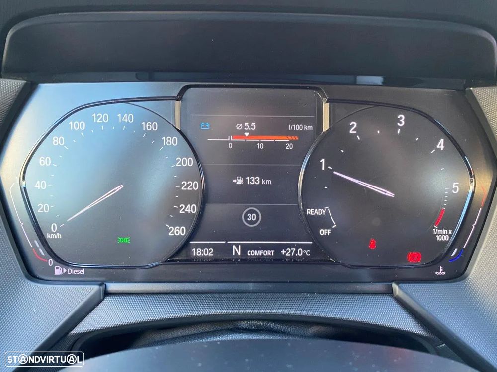 BMW 116 d Pack Desportivo M - 9