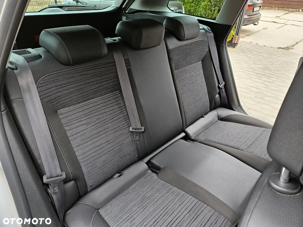 Opel Astra - 22