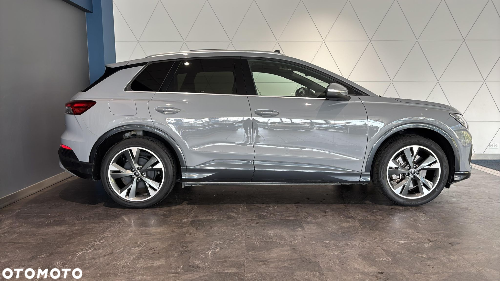 Audi Q4 e-tron 45 82kWh Quattro Advanced - 6