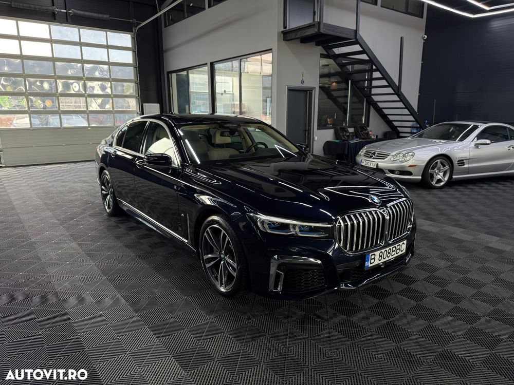 BMW Seria 7 745e - 1