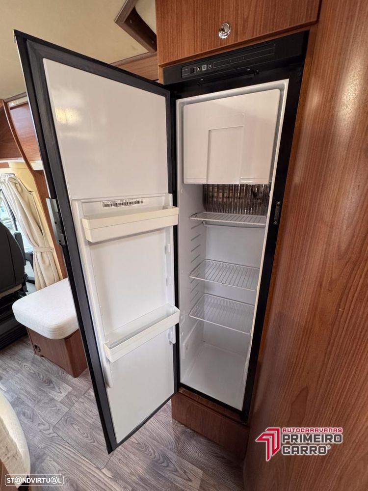 Euramobil Profila RS 720 QB c.central e basculante - 8