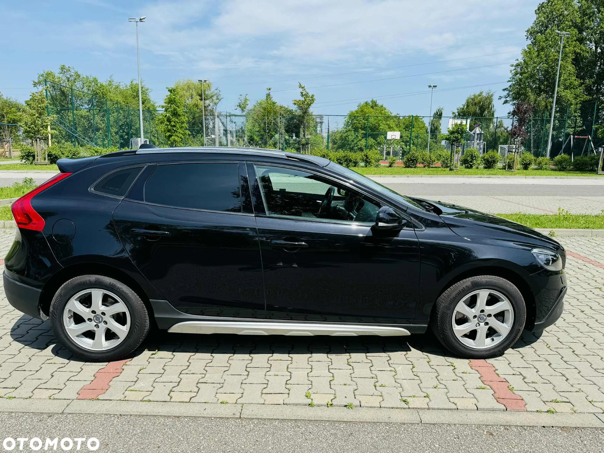 Volvo V40 Cross Country T4 AWD Momentum - 12