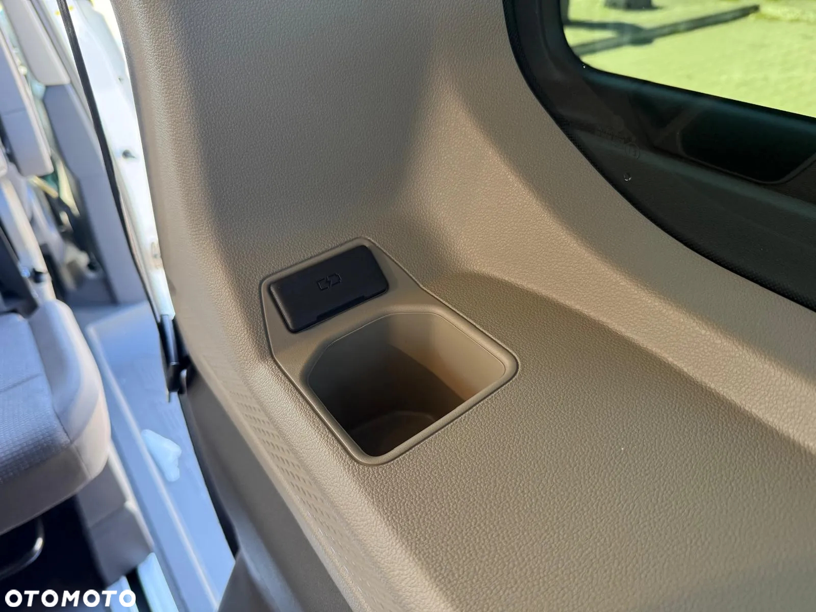 Volkswagen California - 32