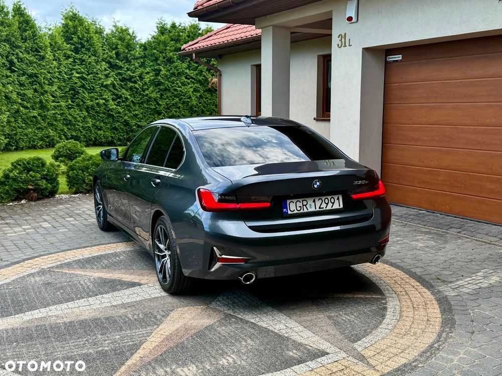 BMW Seria 3 330e Luxury Line sport - 5