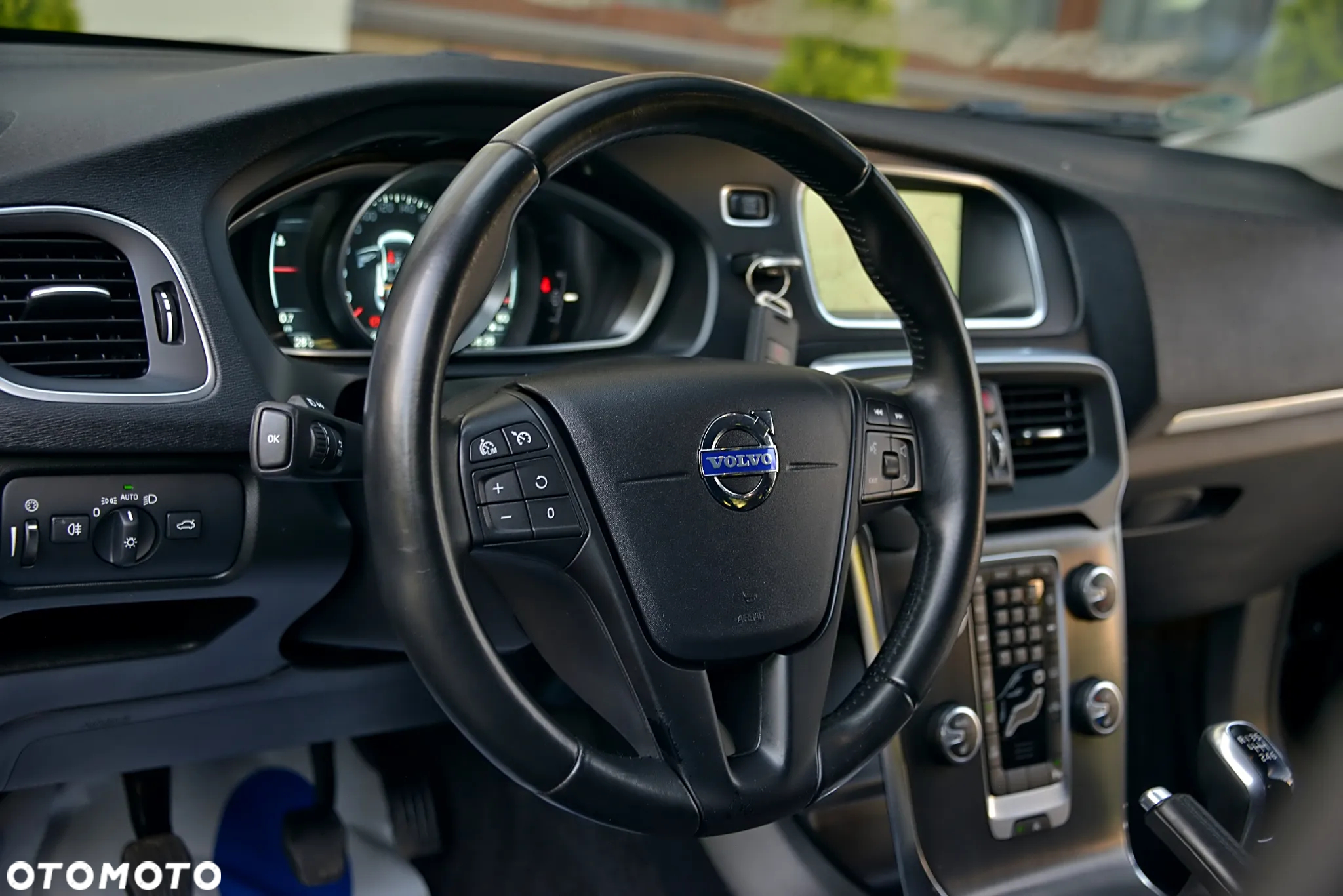 Volvo V40 D2 Kinetic - 26