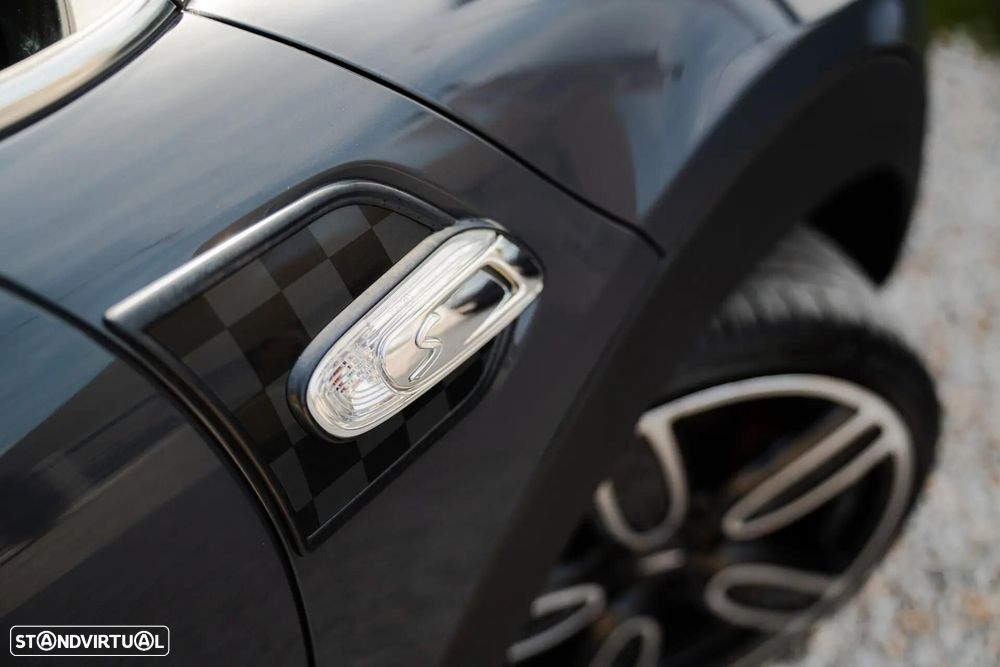 MINI 3 Portas Cooper SD - 22