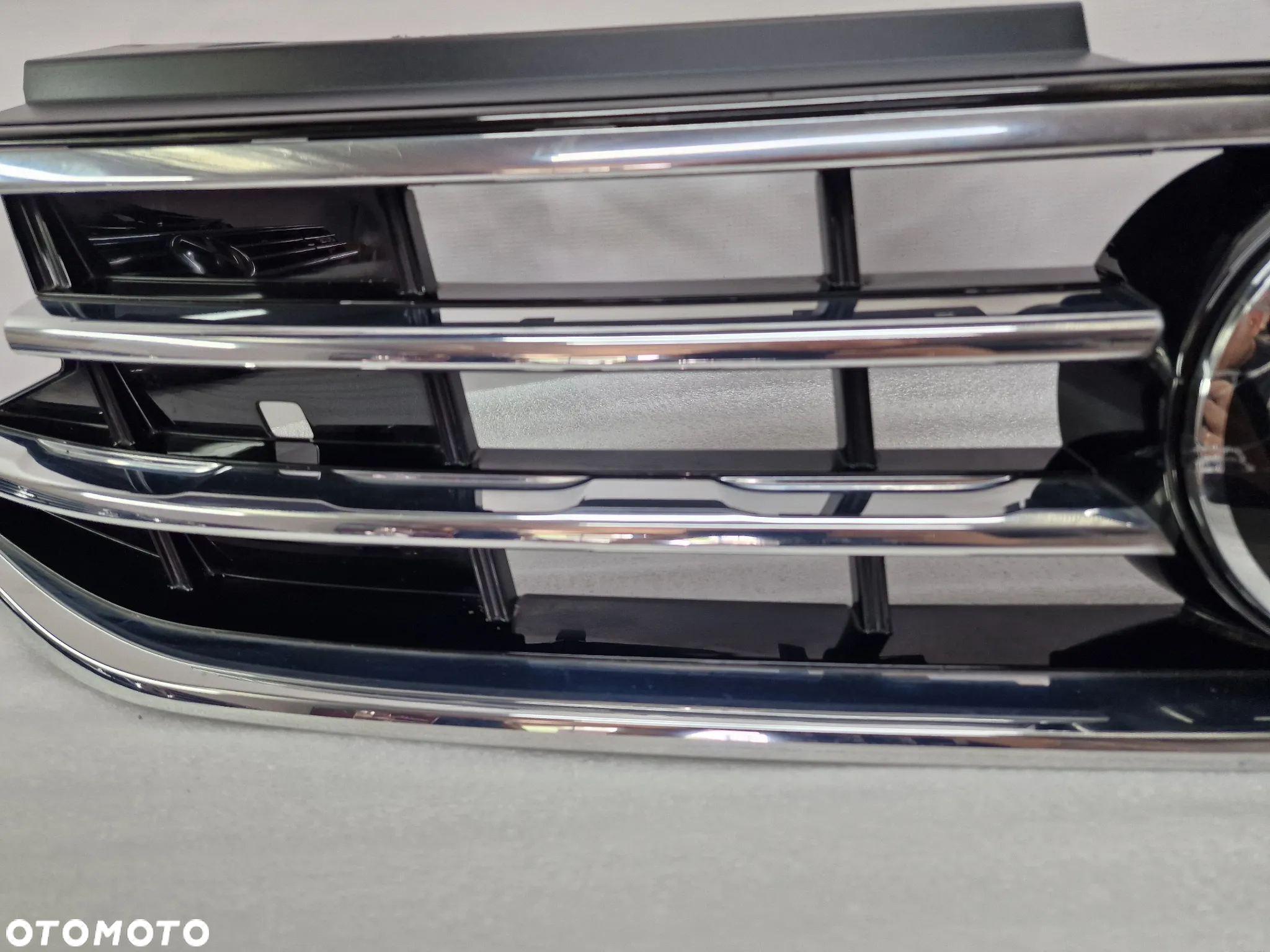 VW TIGUAN II LIFT R-LINE 5NA 20- ŁADNA ATRAPA / GRILL PRZEDNI PRZÓD , NR 5NA853651BE , NR AUKCJI GL511 - 9